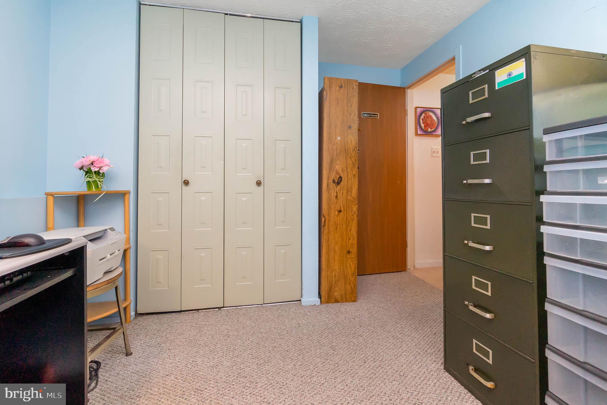 6809 Fordcrest Road Rosedale, MD 21237 - Photo 25 of 30 4th bedroom/office with closet