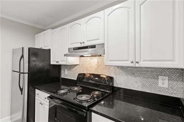 $268,500 | 3655 Habersham Road Northeast, Unit A108, Atlanta, GA 30305