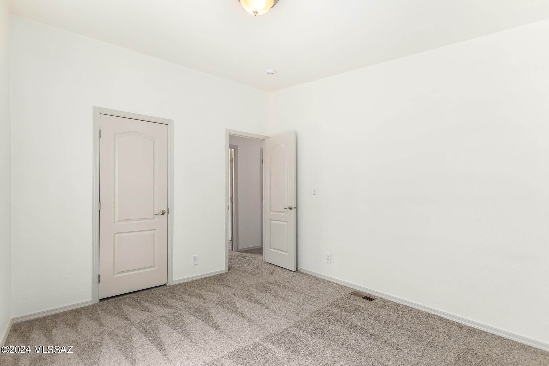 8244 South Cover View Road Tucson, AZ 85736 - Photo 25 of 28 Gallery Image 25