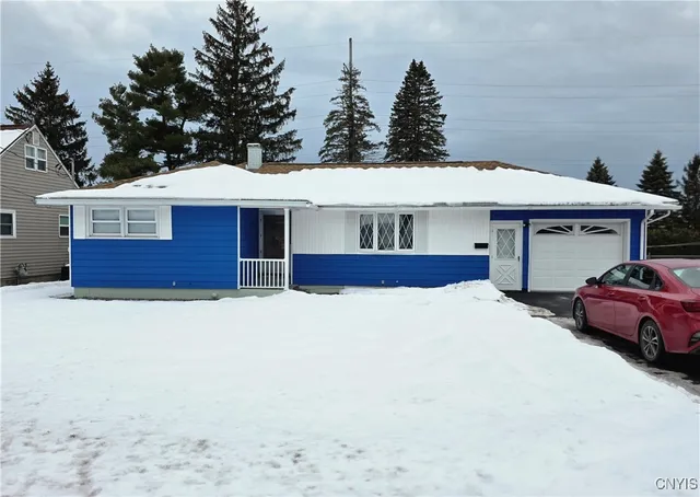 $275,000 | 515 Locust Drive, Utica, NY 13502