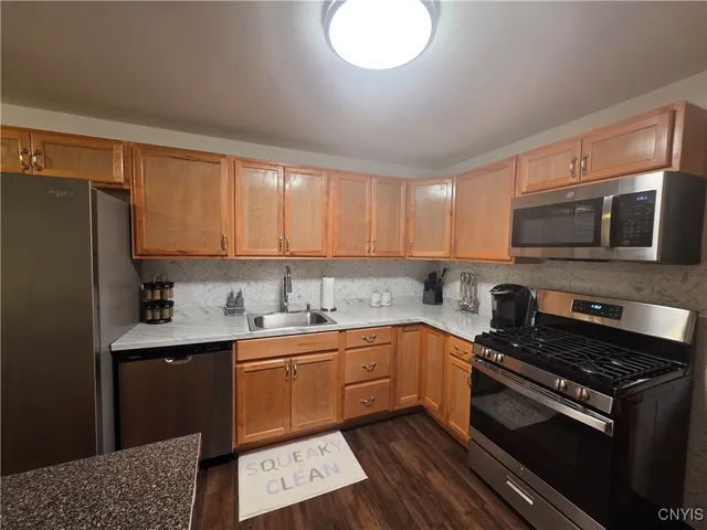 $275,000 | 515 Locust Drive, Utica, NY 13502