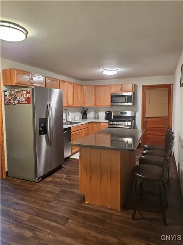 $275,000 | 515 Locust Drive, Utica, NY 13502