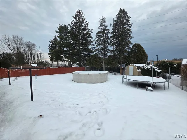 $275,000 | 515 Locust Drive, Utica, NY 13502