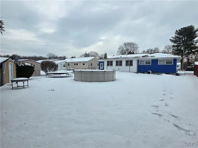 $275,000 | 515 Locust Drive, Utica, NY 13502