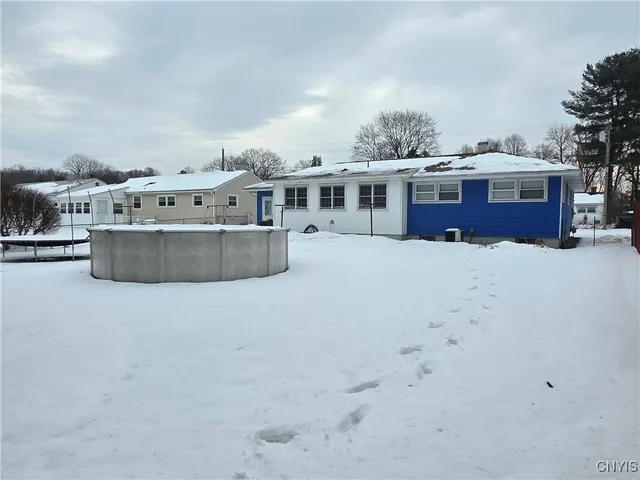 $275,000 | 515 Locust Drive, Utica, NY 13502