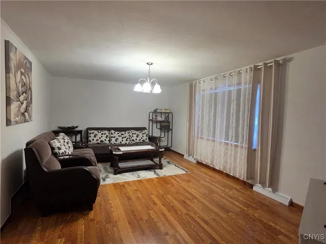 $275,000 | 515 Locust Drive, Utica, NY 13502