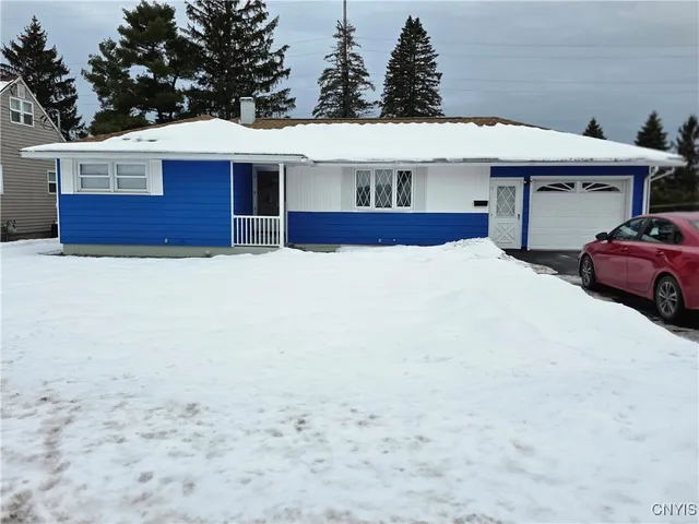 $275,000 | 515 Locust Drive, Utica, NY 13502