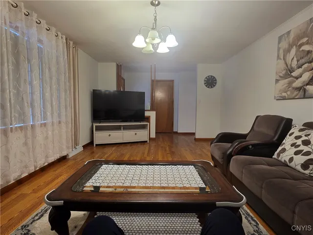 $275,000 | 515 Locust Drive, Utica, NY 13502