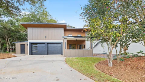 $1,000,000 | 1303 Myrtle Place, Lafayette, LA 70506