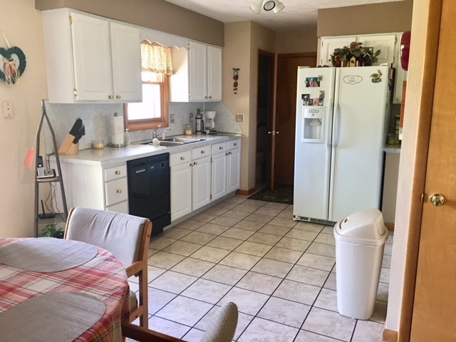 21720 State Line Road Bristol, IN 46507 - Photo 13 of 17