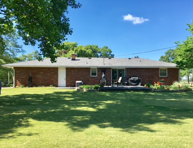 21720 State Line Road Bristol, IN 46507 - Photo 3 of 17