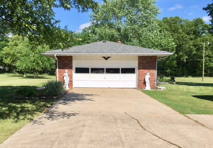 21720 State Line Road Bristol, IN 46507 - Photo 9 of 17