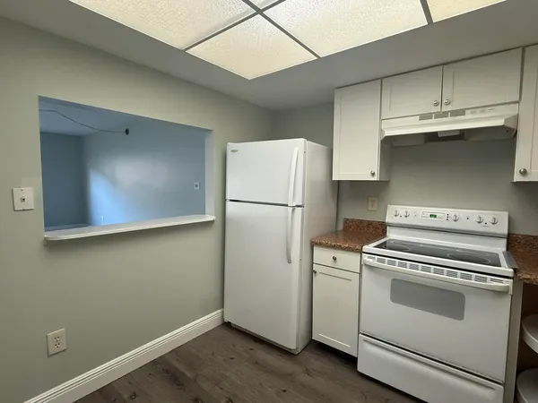 $1,400 | 2050 Oleander Boulevard, Unit 7106, Fort Pierce, FL 34950