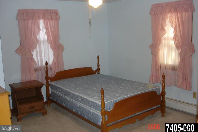 25 Locust Street Spring Grove, PA 17362 - Photo 5 of 8
