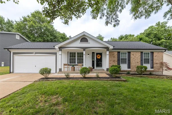 $349,900 | 1306 Mystic Seaport Drive, Fenton, MO 63026