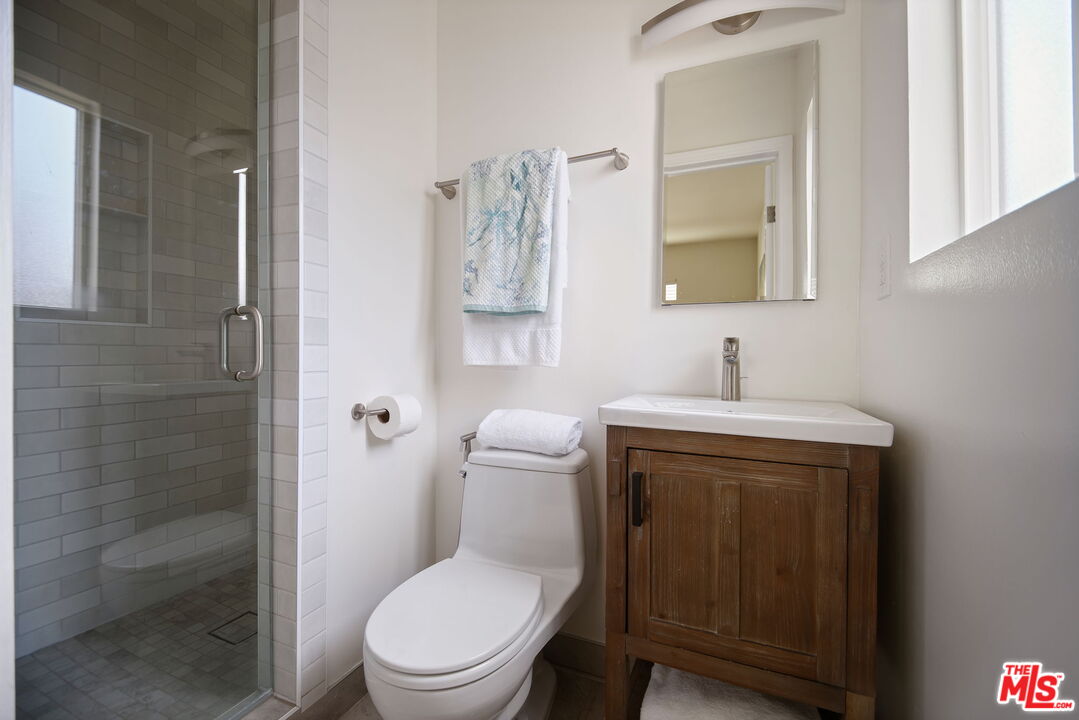 1507 Flagler Lane Redondo Beach, CA 90278 - Photo 11 of 20