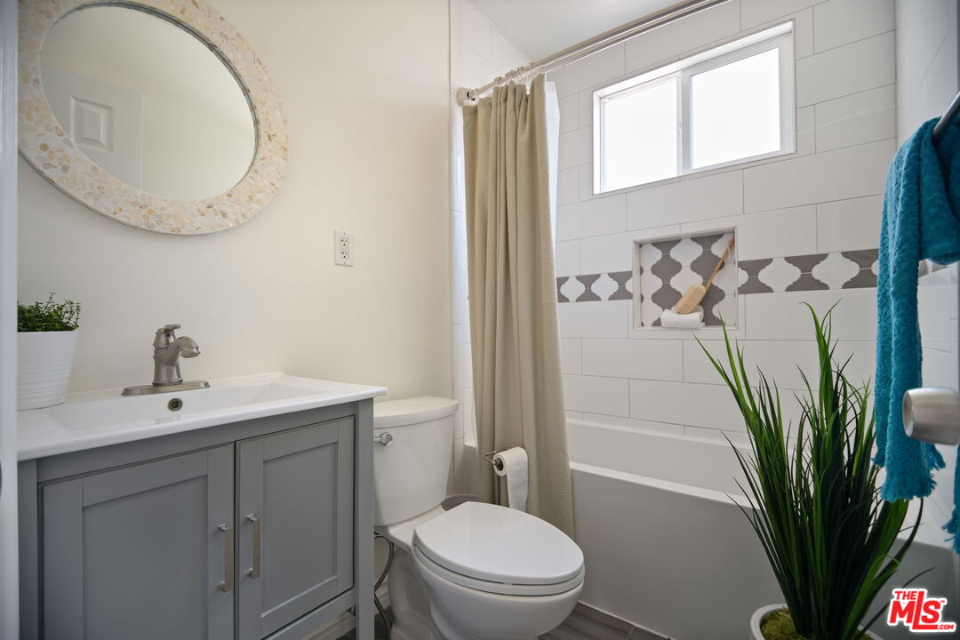 1507 Flagler Lane Redondo Beach, CA 90278 - Photo 15 of 20