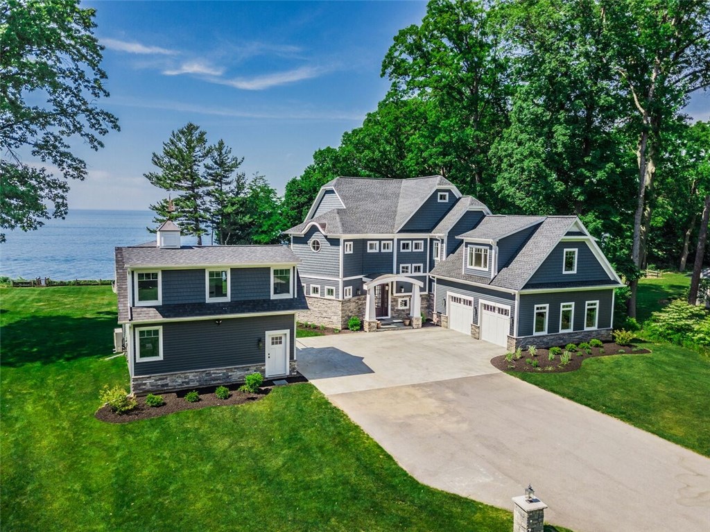 502 Lake Road Webster, NY 14580 - Photo 1 of 1