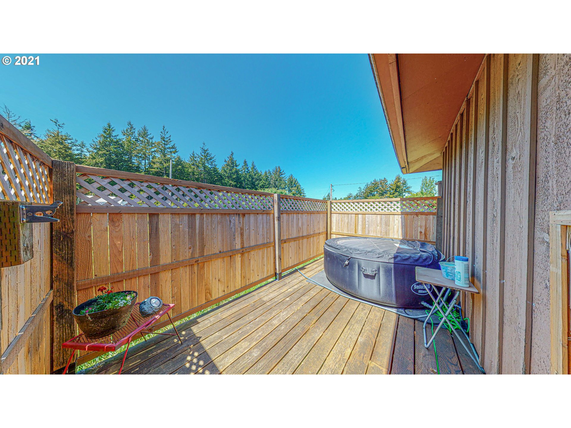 64652 Cammann Road Coos Bay, OR 97420 - Photo 23 of 27 Gallery Image 23