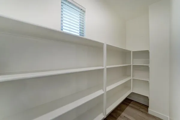 $2,325 | 5550 North 16th Street, Unit 152, Phoenix, AZ 85016