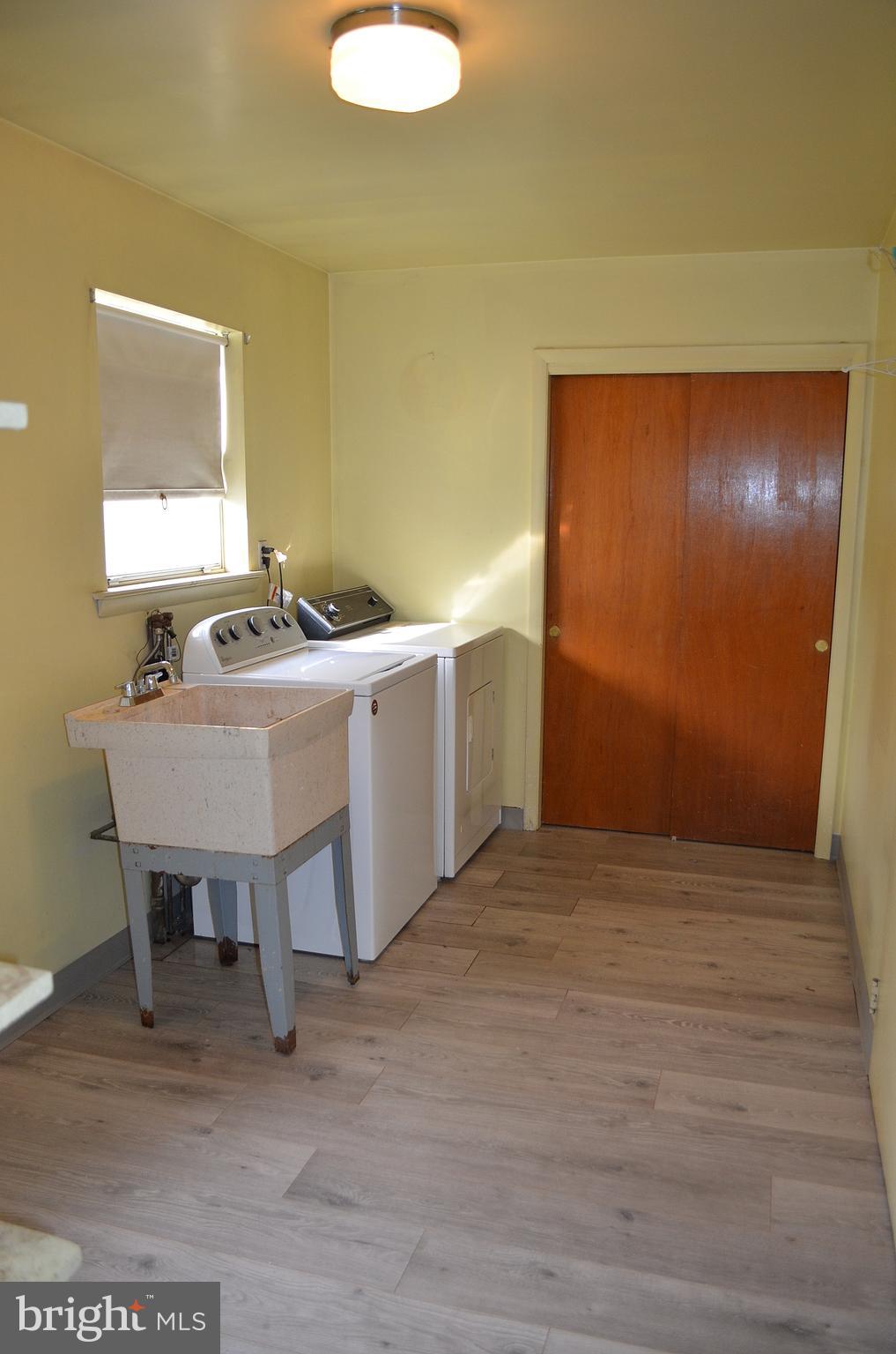 2500 Exton Road Hatboro, PA 19040 - Photo 19 of 42 Laundry room