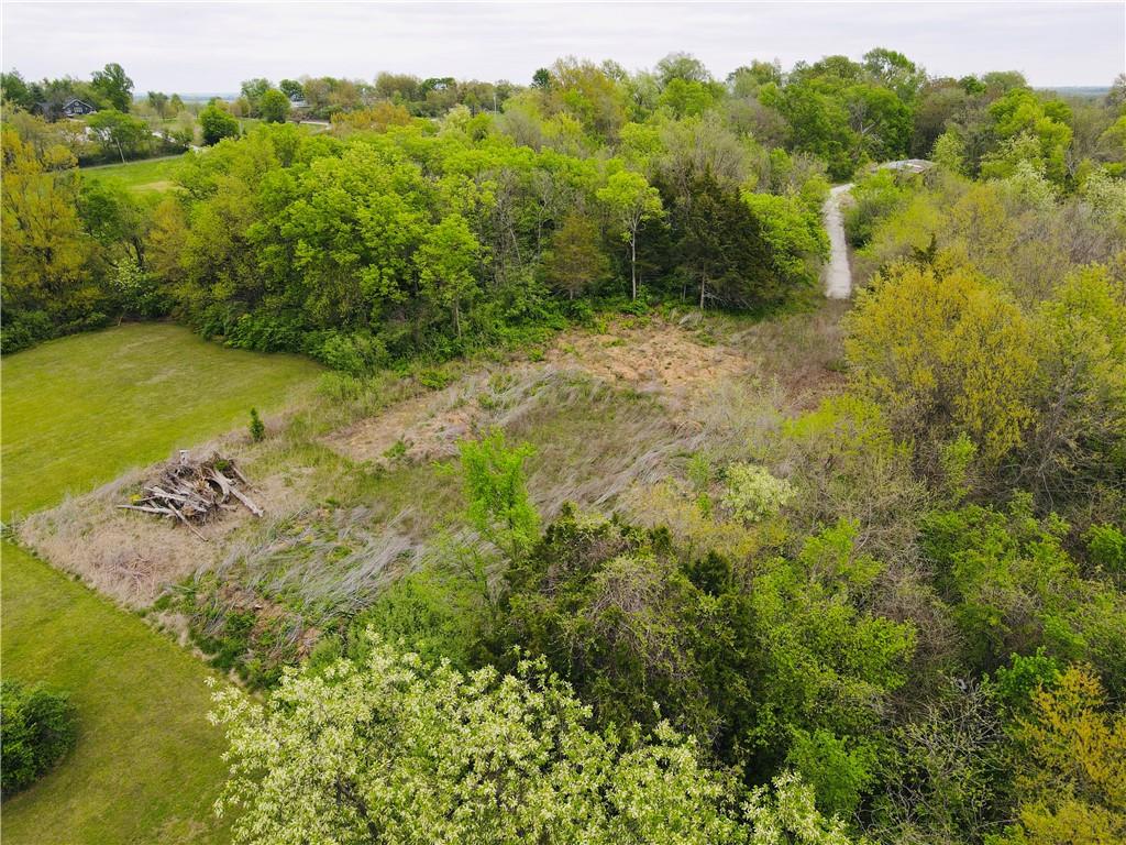 814 North Buckner Tarsney Road Buckner, MO 64016 - Photo 6 of 11