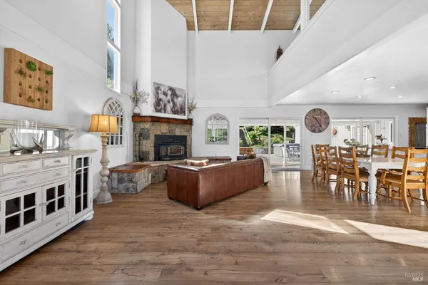 $1,995,000 | 433 San Geronimo Valley Drive, San Geronimo, CA 94963