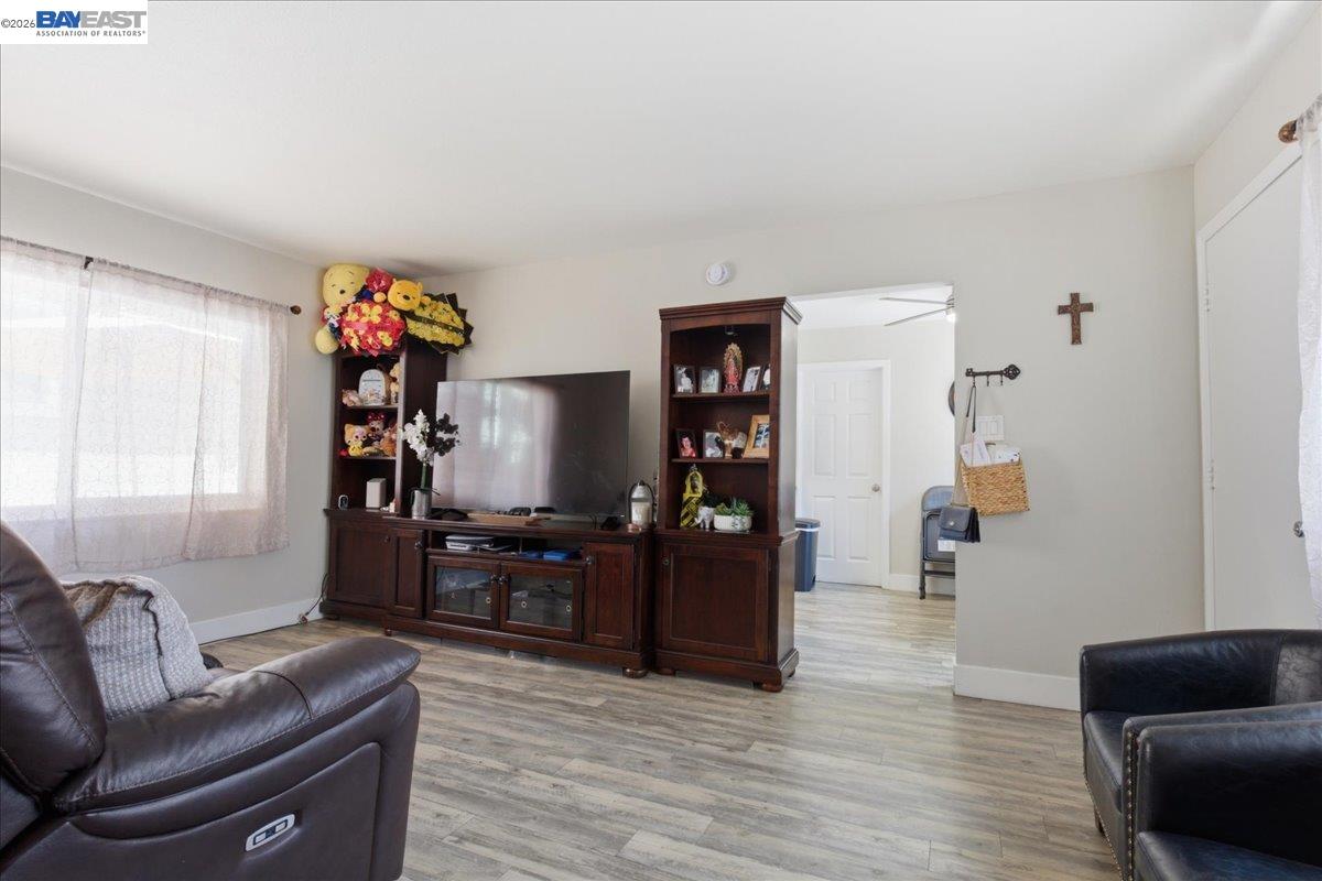 882 West Tennyson Road Hayward, CA 94544 - Photo 37 of 57