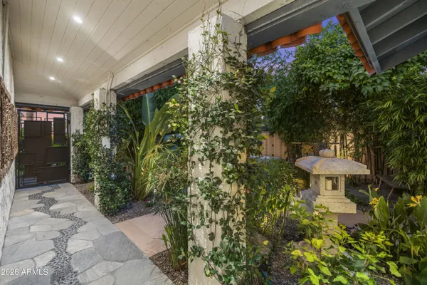 $1,100,000 | 5762 North Scottsdale Road, Paradise Valley, AZ 85253