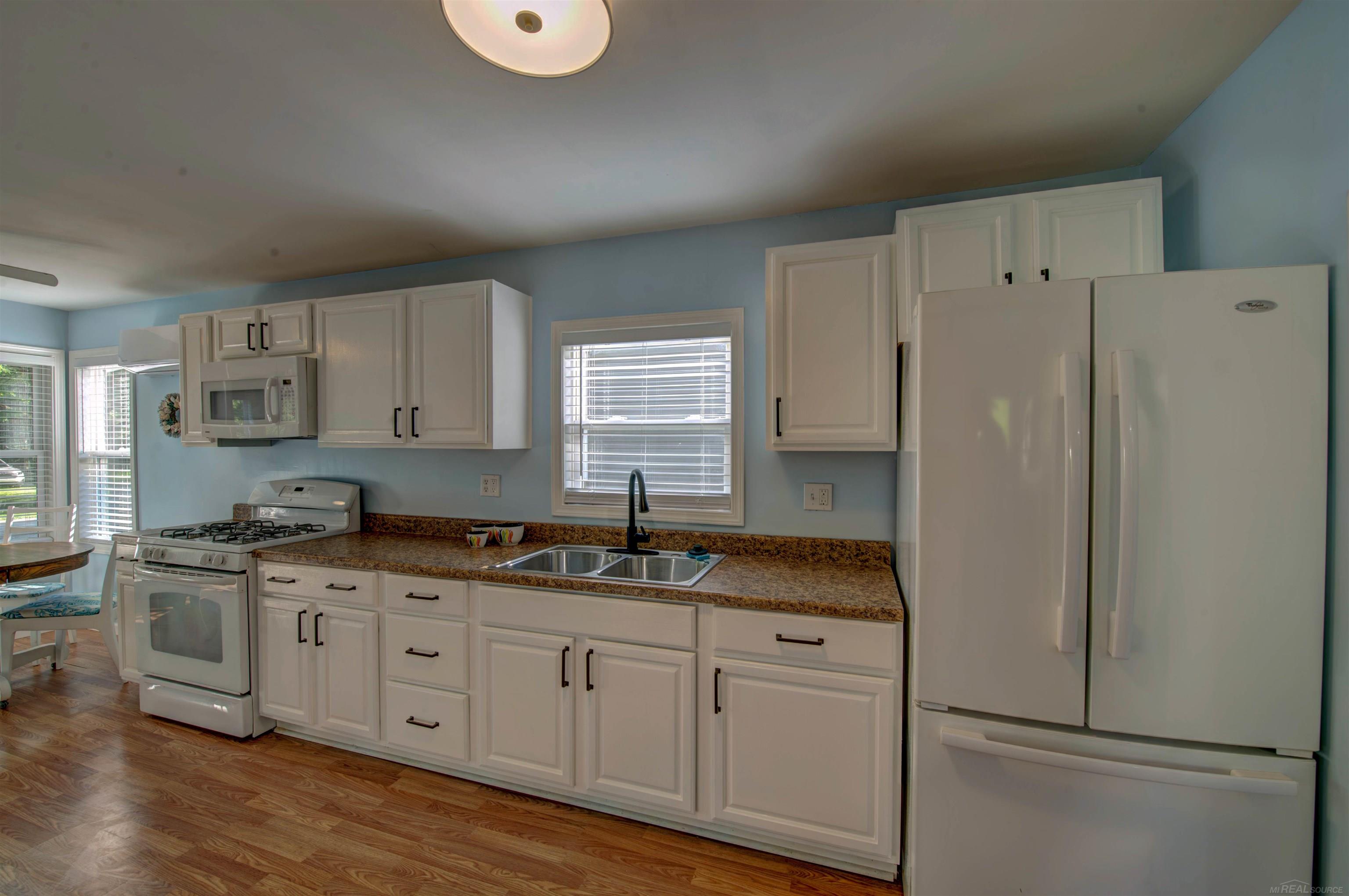 7335 Laurel Road Lexington, MI 48450 - Photo 28 of 33