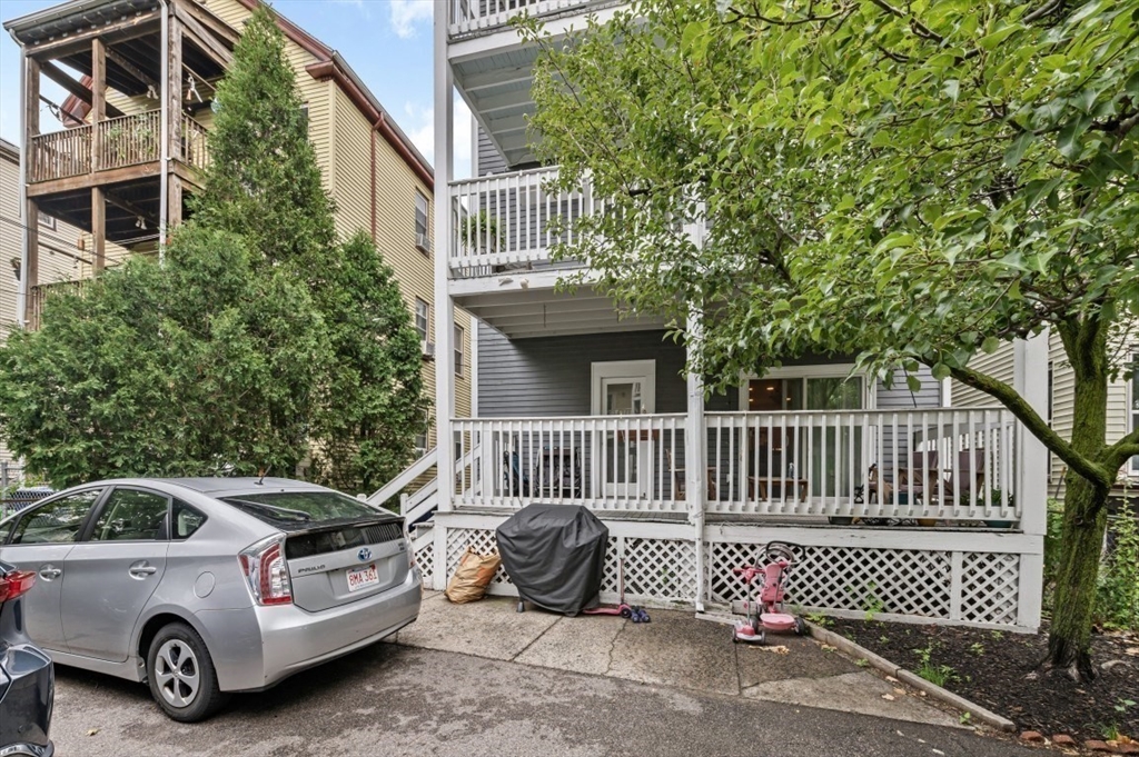 326 Centre Street, Unit 3 Boston, MA 02130 - Photo 16 of 18 Gallery Image 16
