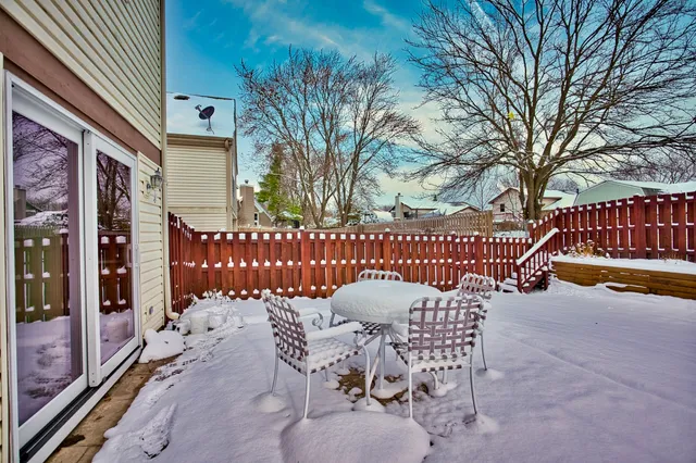 $375,000 | 493 Harvard Lane, Bartlett, IL 60103