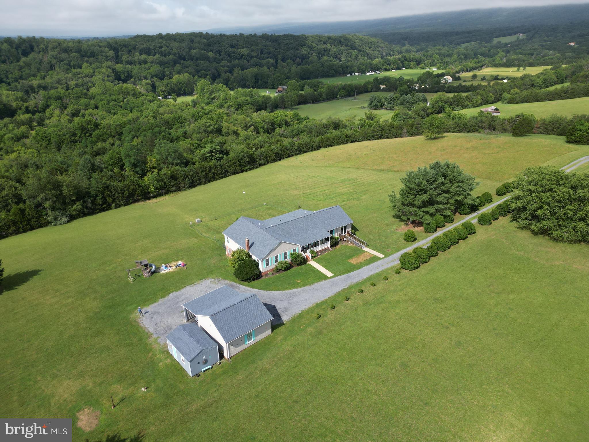 217 Silver Bell Lane Luray, VA 22835 - Photo 1 of 103