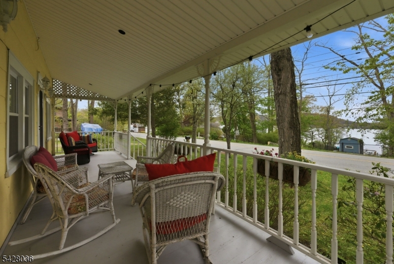 113 East Shore Culver Road Branchville, NJ 07826 - Photo 6 of 35