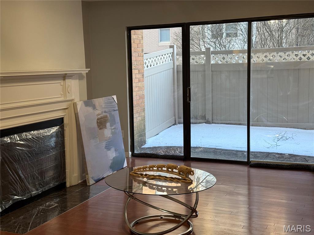 950 East Rue De La Banque, Unit L6 Creve Coeur, MO 63141 - Photo 6 of 25