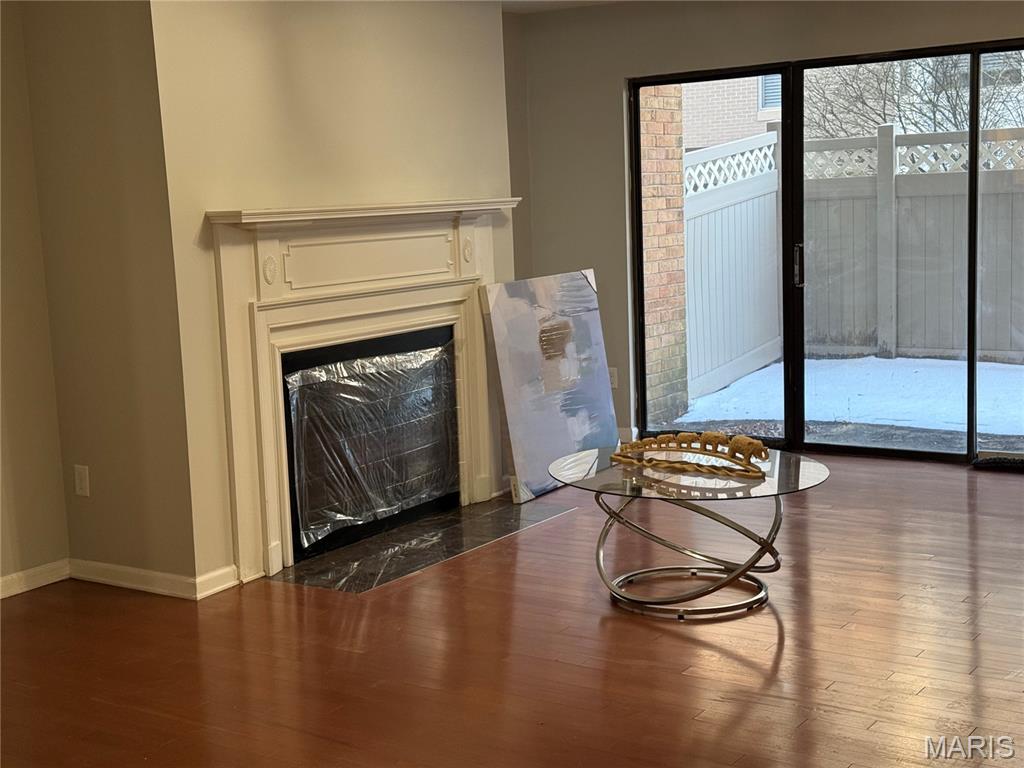 950 East Rue De La Banque, Unit L6 Creve Coeur, MO 63141 - Photo 7 of 25