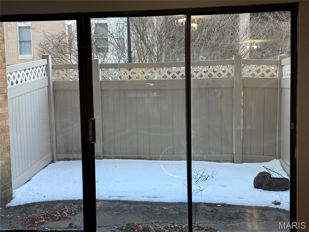 950 East Rue De La Banque, Unit L6 Creve Coeur, MO 63141 - Photo 8 of 25