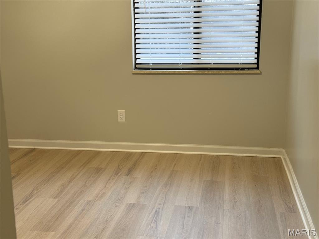 950 East Rue De La Banque, Unit L6 Creve Coeur, MO 63141 - Photo 9 of 25