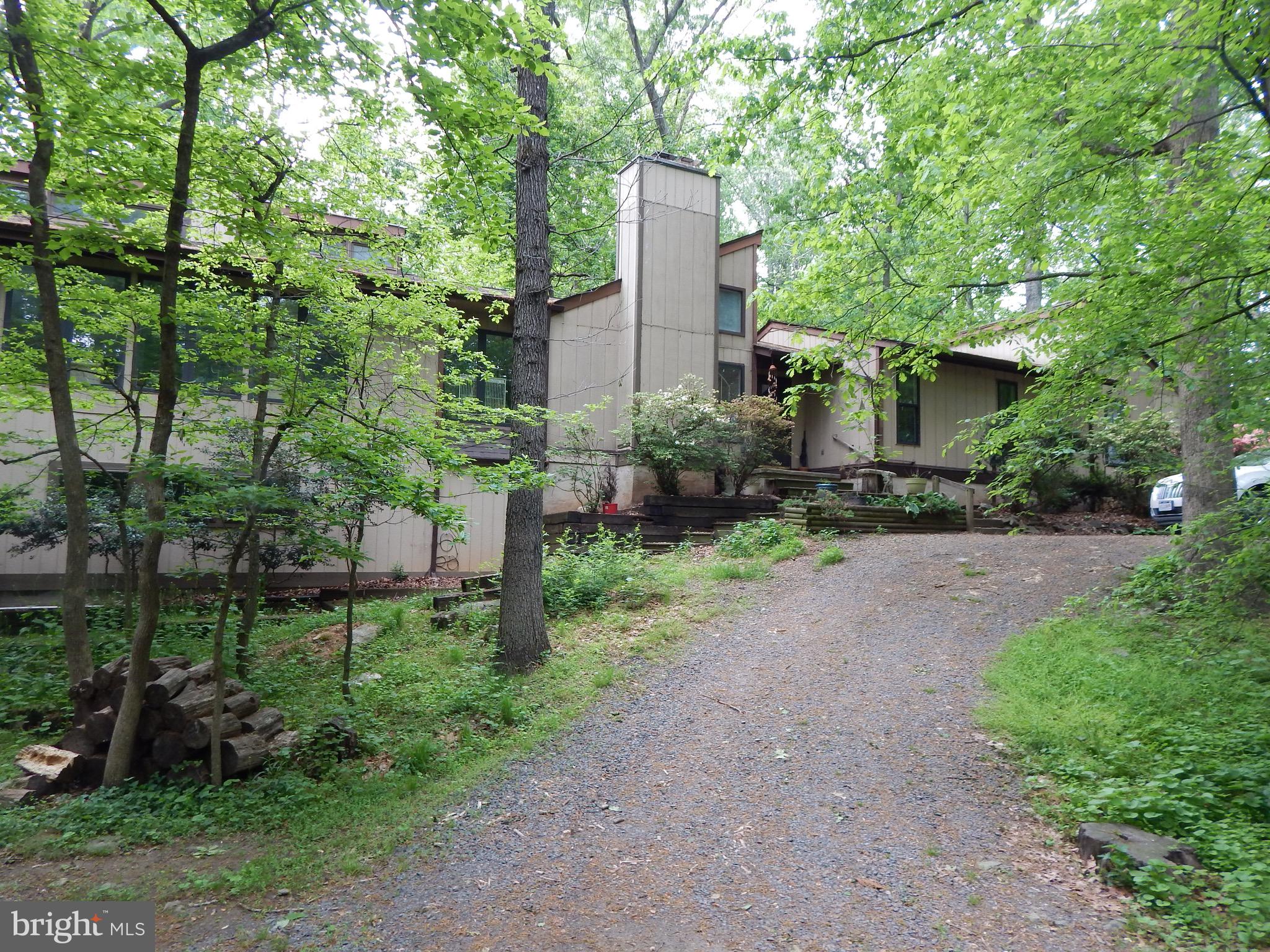 7633 Riverside Farm Road Marshall, VA 20115 - Photo 1 of 38 Gallery Image 1