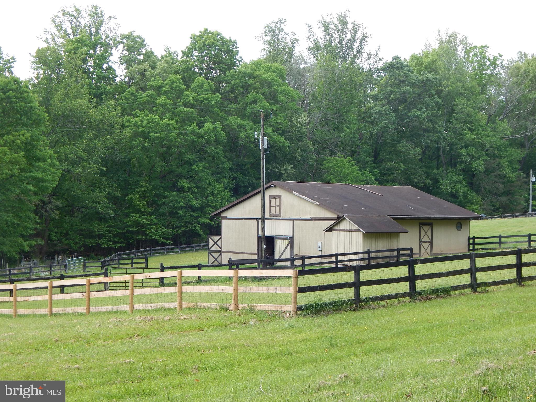 7633 Riverside Farm Road Marshall, VA 20115 - Photo 16 of 38 Gallery Image 16