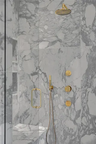 a view of a bath tub sitting in a balcony