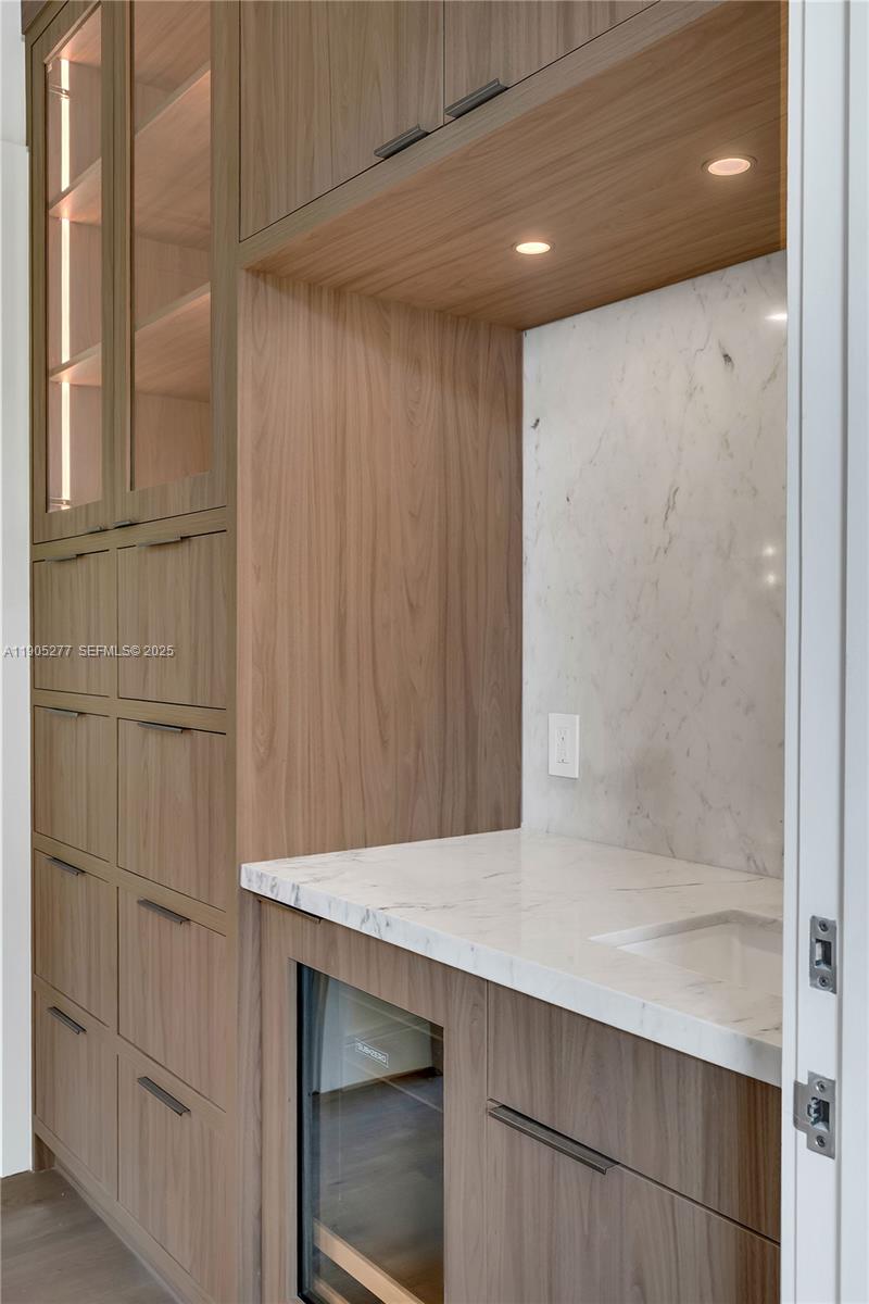 4191 Battersea Road Miami, FL 33133 - Photo 5 of 27