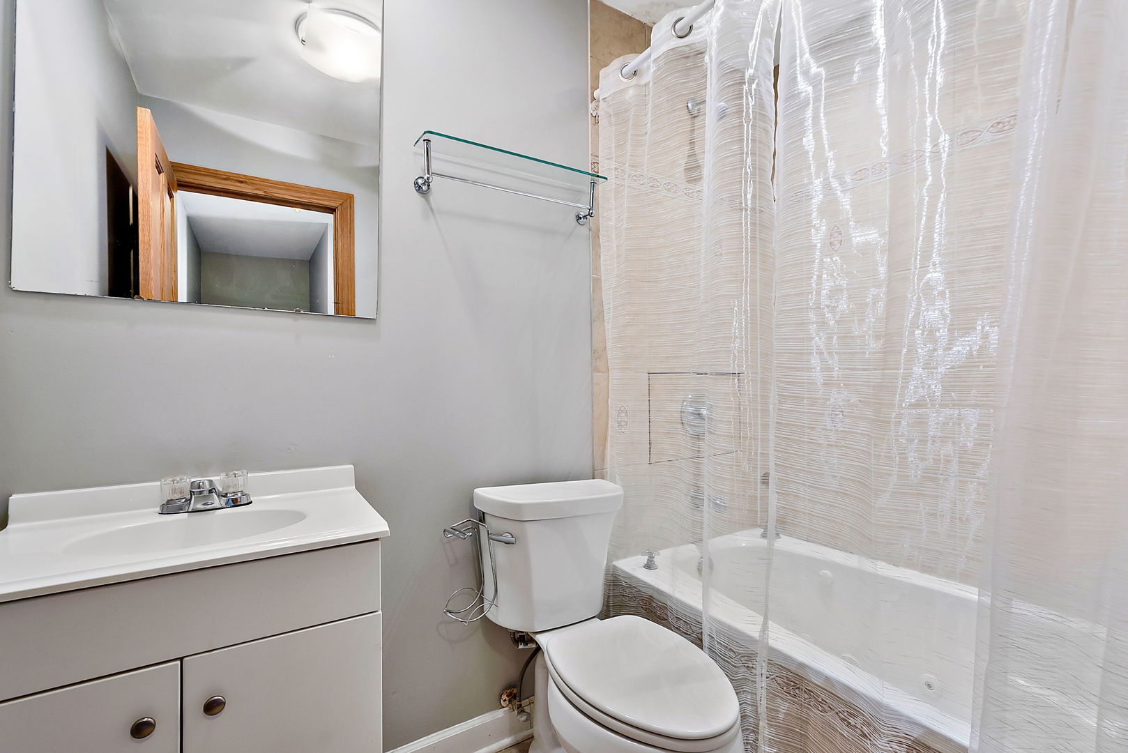 304 Inverrary Lane, Unit 304 Deerfield, IL 60015 - Photo 8 of 15
