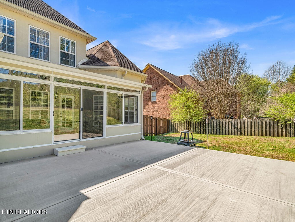 7425 Lawford Road Knoxville, TN 37919 - Photo 51 of 57 a view of a house with a yard