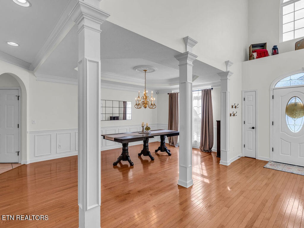 7425 Lawford Road Knoxville, TN 37919 - Photo 8 of 57 a view of a dining area with wooden floor