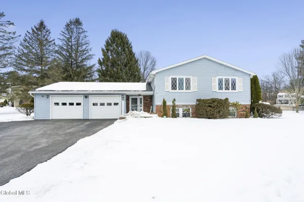 $380,000 | 1041 Gates Drive, Schenectady, NY 12306