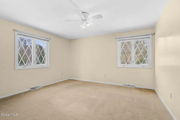 $380,000 | 1041 Gates Drive, Schenectady, NY 12306
