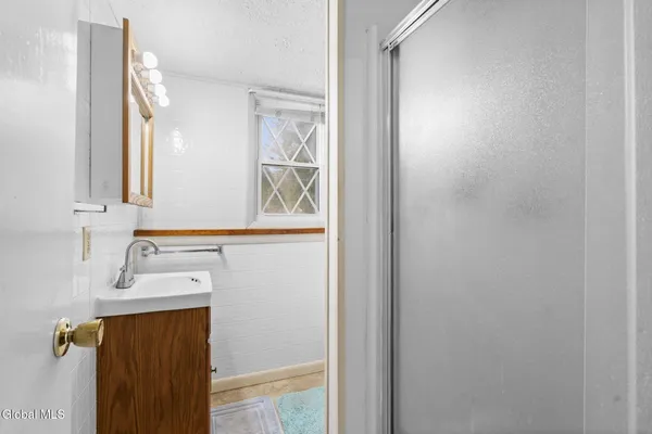 $380,000 | 1041 Gates Drive, Schenectady, NY 12306