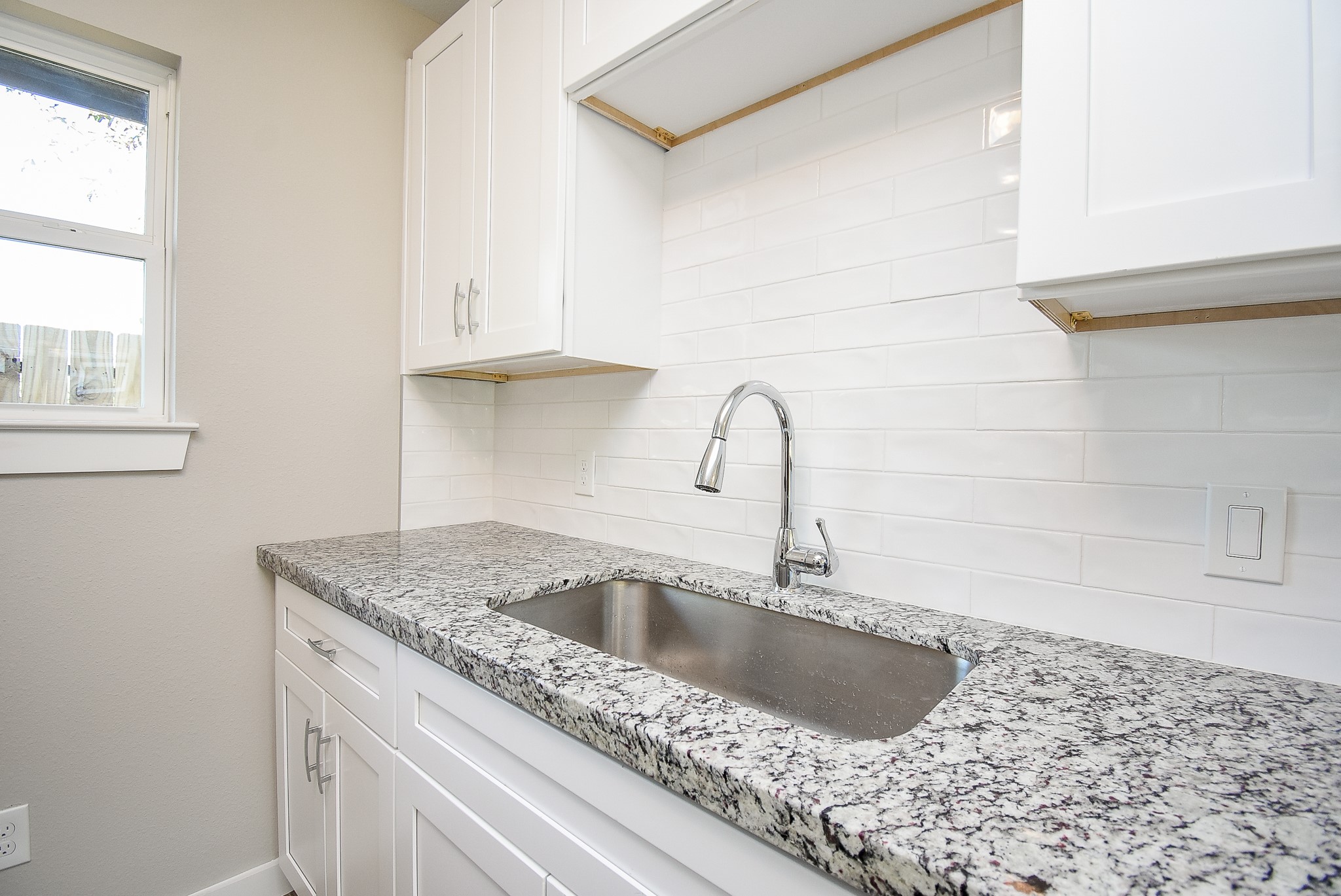 6522 De Priest Street, Unit B Houston, TX 77091 - Photo 8 of 22 Granite countertops, large stainless steel sink
