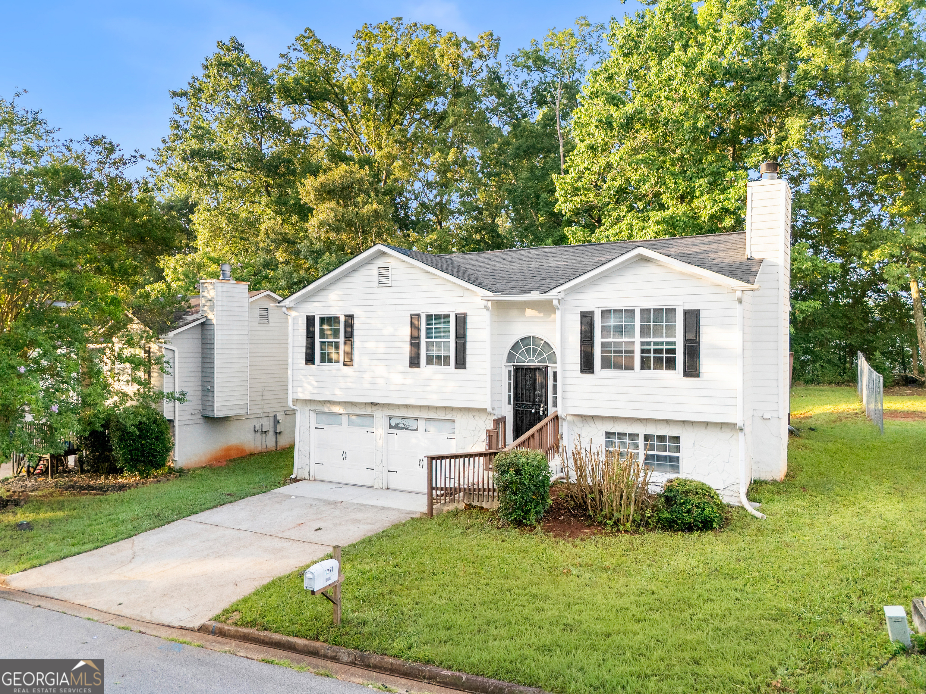 1257 To Lani Farm Road Stone Mountain, GA 30083 - Photo 2 of 27